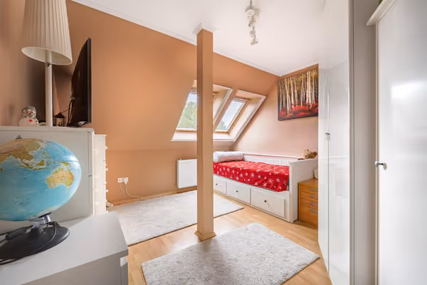 Csömörön ikerház - tágas terek, modern kényelem - Szoba - 13 m² nagyságú