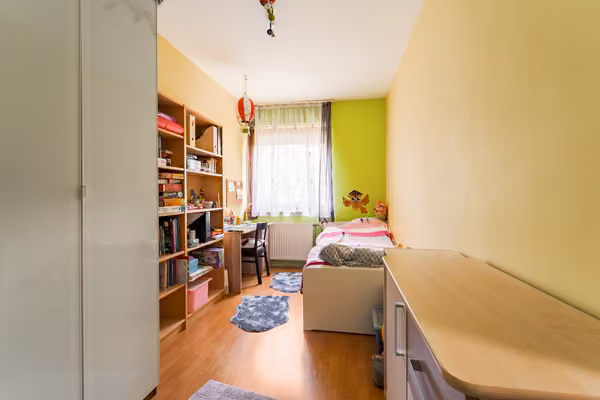 Panoráma lakóparkban, szuper jó elosztású erkélyes lakás - Szoba - 12 m² nagyságú